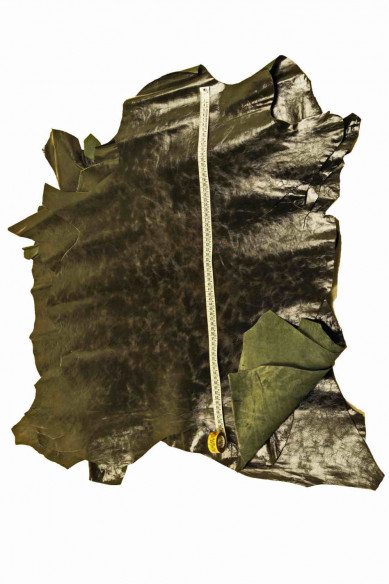 Dark GREEN vegetable tan leather skin, glossy wrinkled goatskin, sporty vintage hide, 0.7 - 0.8 mm