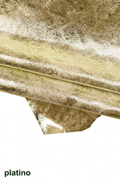 Pelle laminata PLATINO marrone, capra metallizzata effetto consumato, pellame molto morbido stropicciato