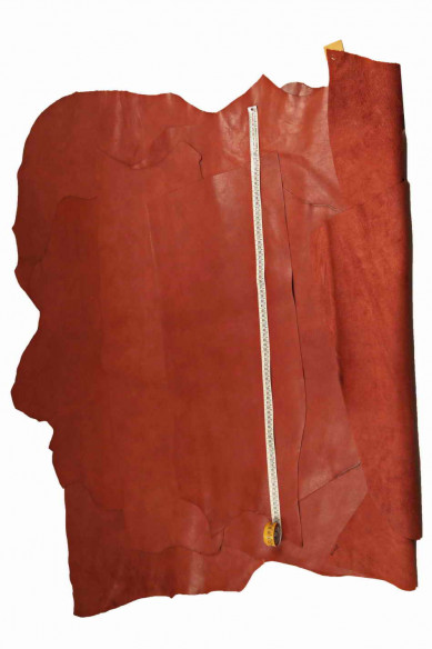 Pellame sportivo ROSSO, vitello vintage con chiaro-scuri, pelle rossa morbida con grana super fina, semi-lucida