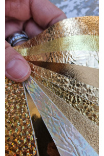 10 Selected leather scraps,... 2