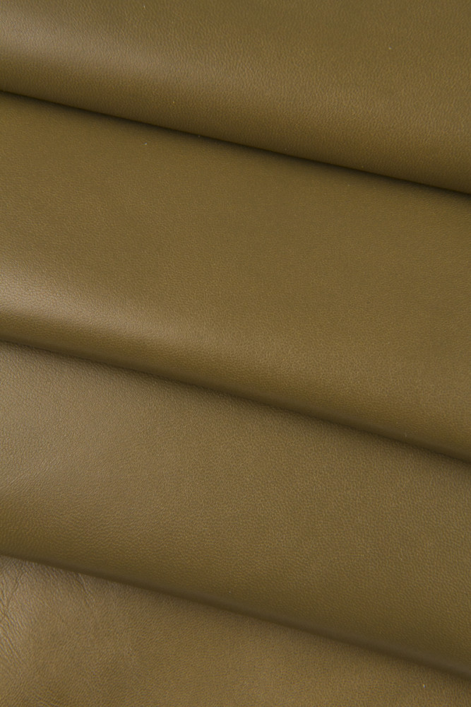 Pelle di NAPPA verde militare...