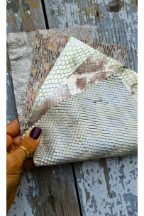 5 Ritagli di pellami unici...