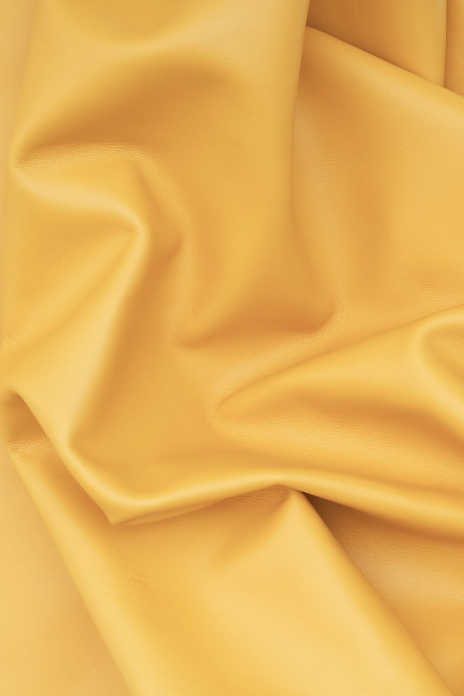 Pellame LISCIO giallo, vitello tinta...