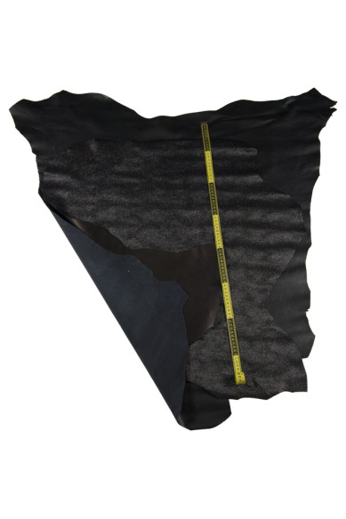 2 pelli nere abbinate, assortimento pellami tono nero STAMPATO e LAMINATO come da foto per creazioni eleganti
