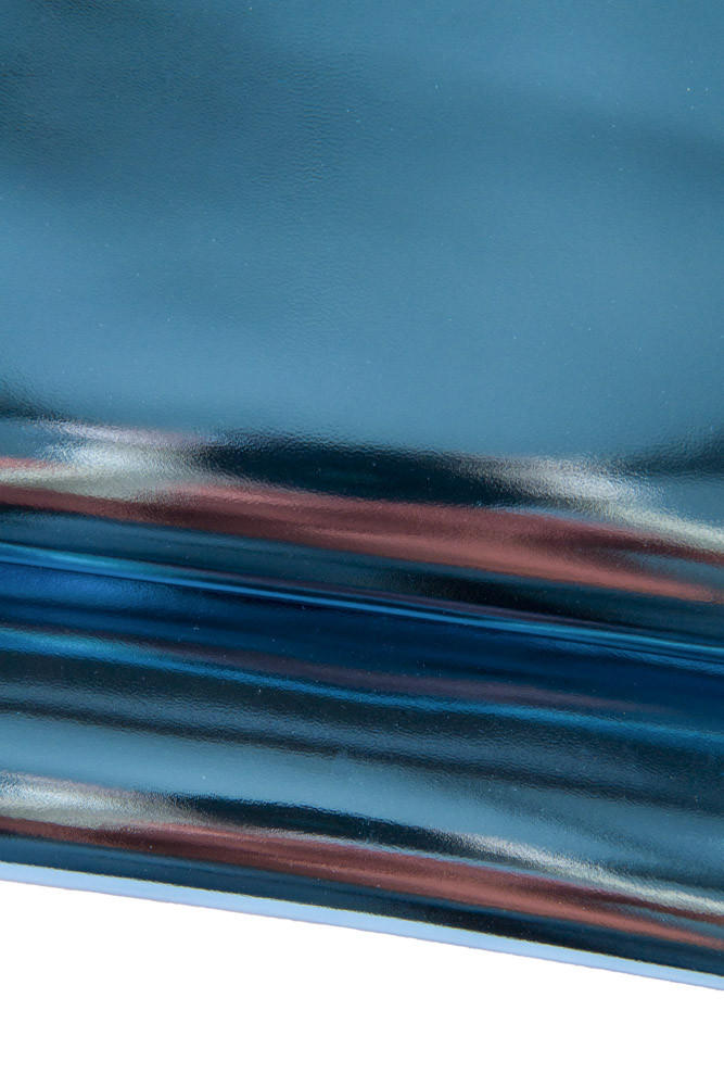 Light blue LEATHER skins, 2 skyblue...