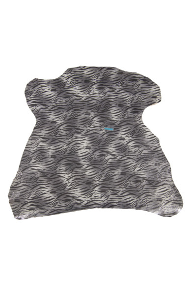 Boundle of 3 grey SILVER leather skins, luxurious metallic printed matching skins as per picture, for elegant projects