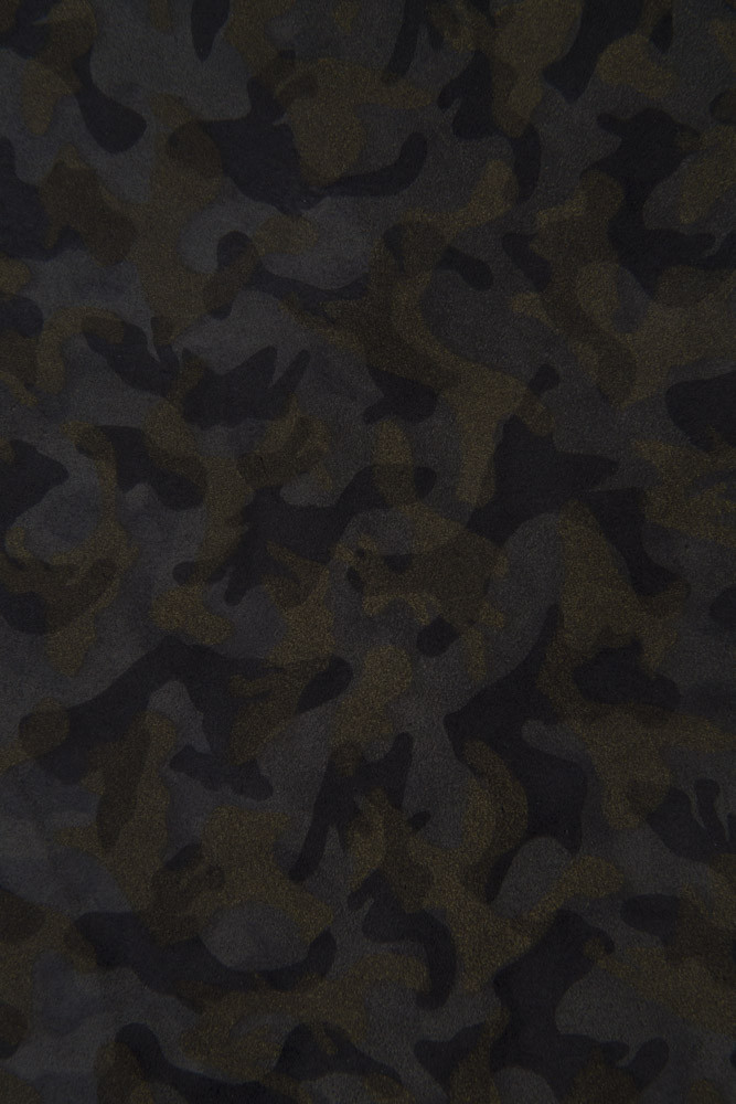 Pelle motivo CAMOUFLAGE grigio e...