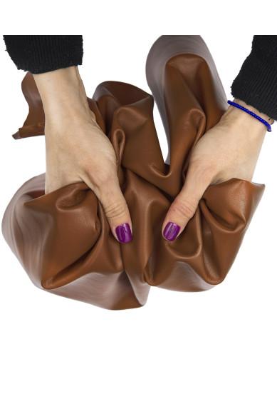 Nappa ABBIGLIAMENTO marrone, pellame agnello liscio extra morbido, pelle lucida, 0.6 - 0.8 mm