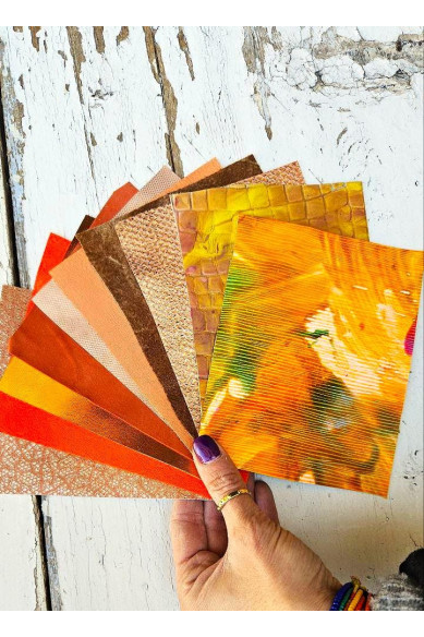 10 Ritagli di pellami unici selezionati, color ARANCIONE, stampe varie,laminate e non, pezzi mix di fantasie come da foto