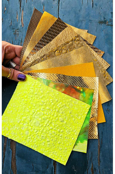 10 Ritagli di pellami unici selezionati, toni del ORO ,stampe varie, laminate e non, pezzi mix di fantasie come da foto