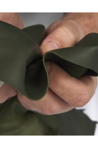 Military green sheepskin NAPPA leather, dark green lambskin, smooth silky hide, ideal for garnments