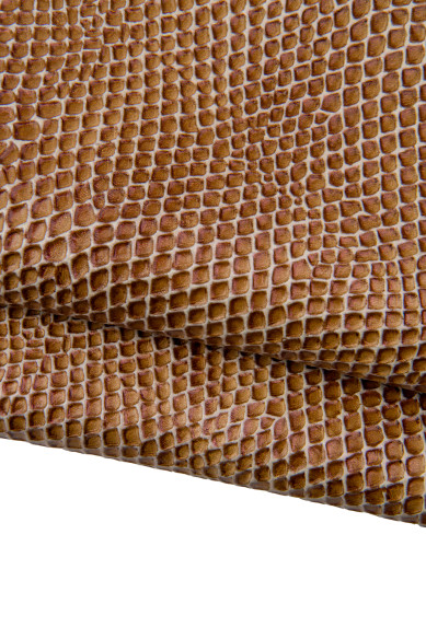 Set 2 pelli pregiate come da foto: capra VEGETALE marrone pull up e vitello laminato bronzo stampa RETTILE