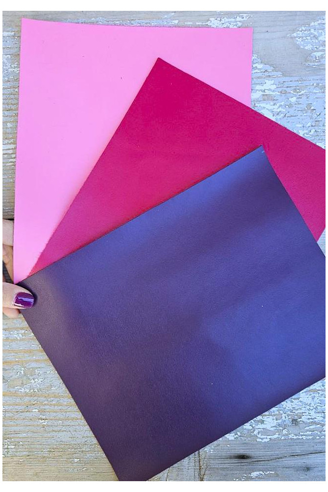 3 Selected leather pieces, solid...