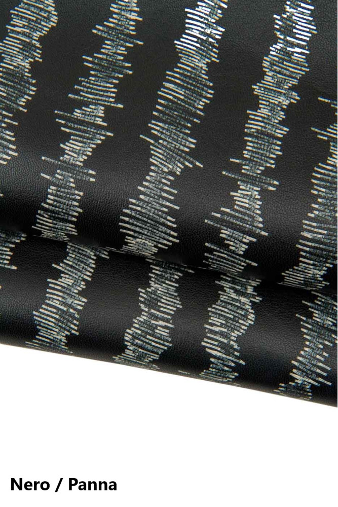 NAPPA a RIGHE, pelle nera stampata,...