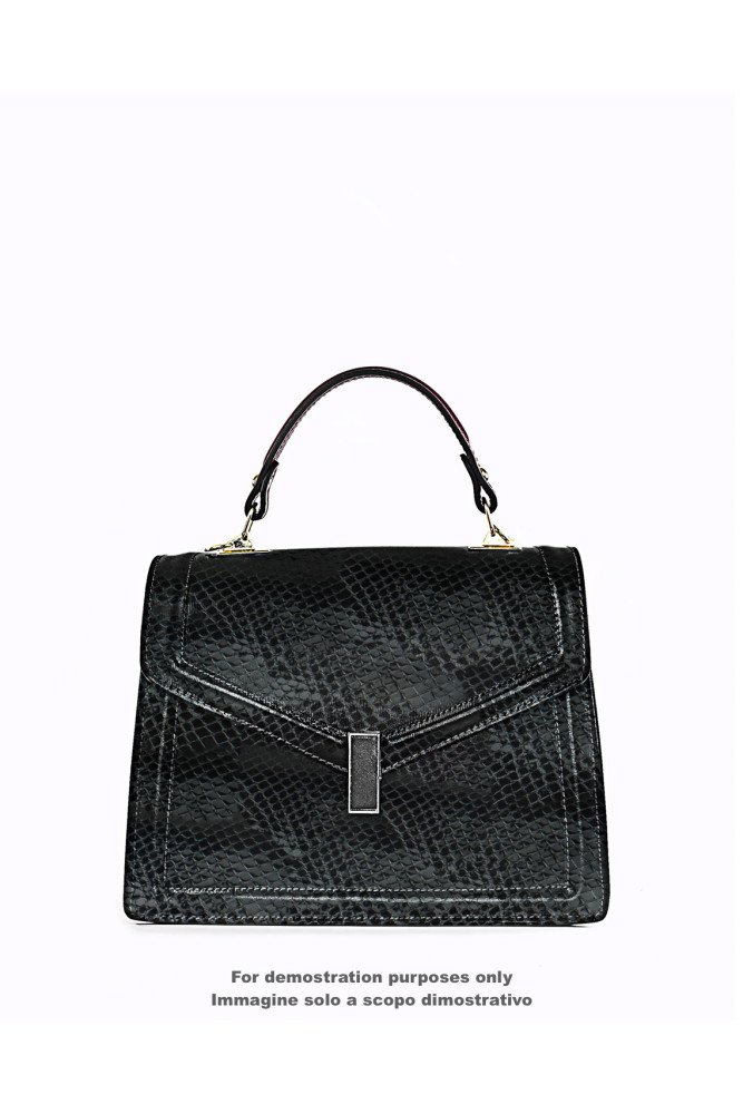 Pelle stampa RETTILE nera, capra...