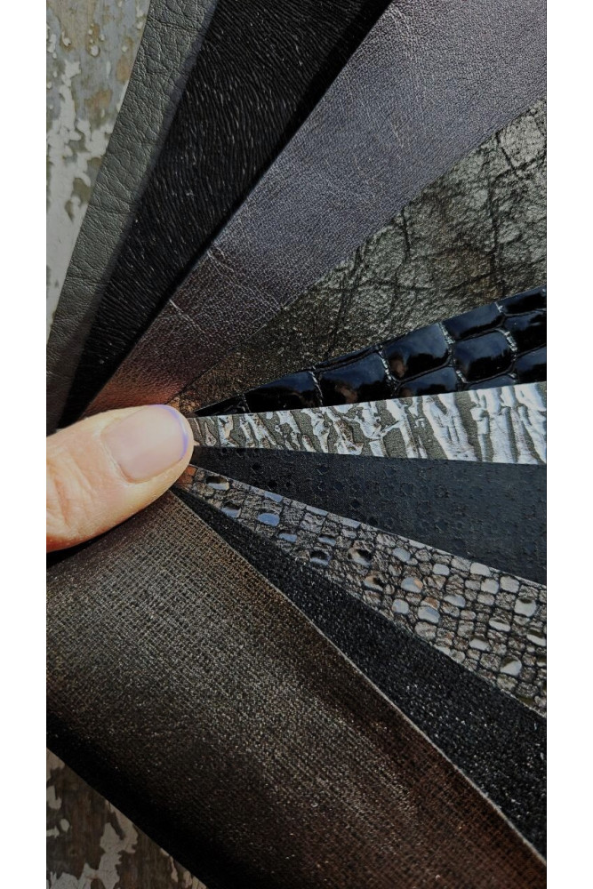 10 Ritagli di pellami unici...