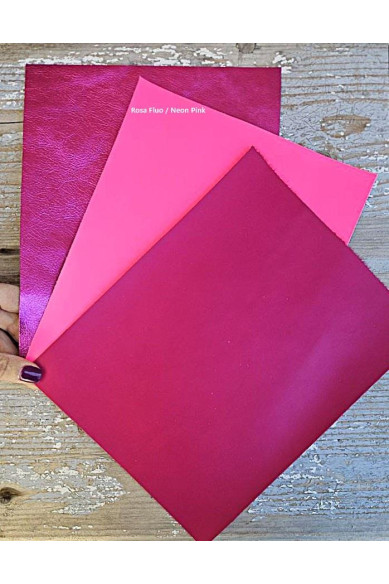 3 Ritagli di pellami unici selezionati, tinta unita, rosa, rifinizioni diverse pezzi come da foto  20x25 cm