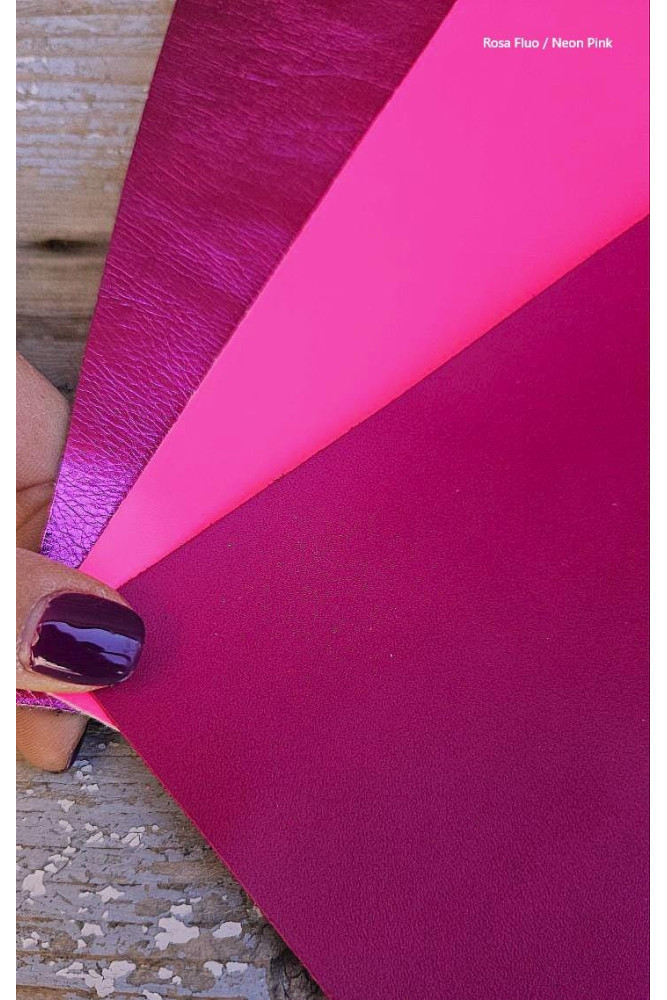 3 Ritagli di pellami unici...