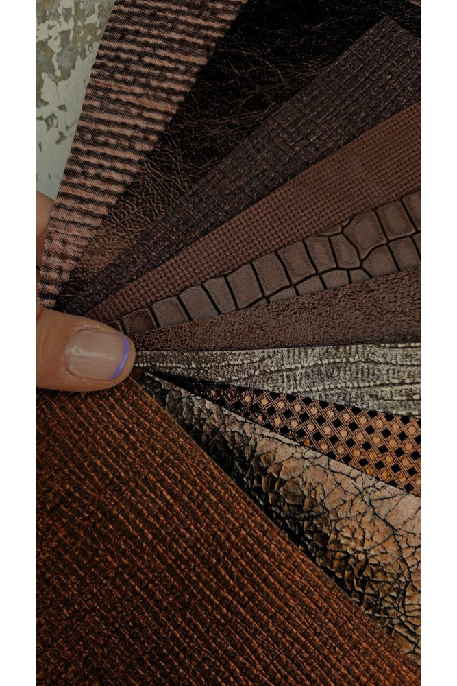 10 Selected Leather Scraps in Rich...