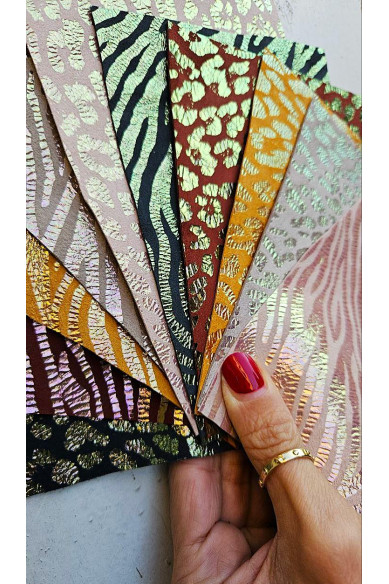 10 Ritagli di pellami unici selezionati, stampa ANIMALIER,  pezzi di pelle assortimento mix di fantasie come da foto