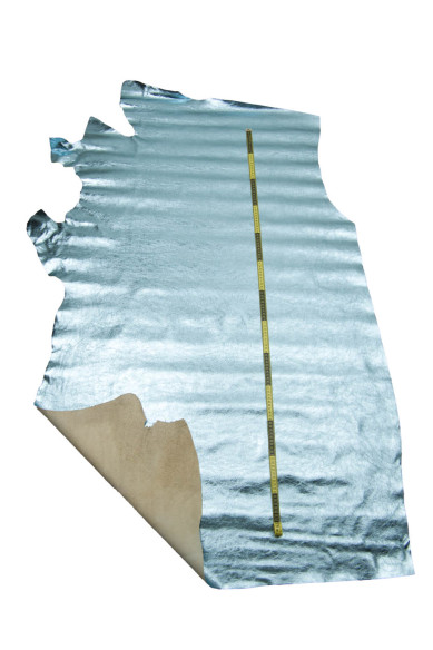 Pellame LAMINATO celeste, vitello metallizzato STROPICCIATO morbido, pelle lucida per hobbisti