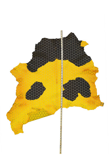 Pelle cavallino TRAFORATO stampa MUCCA, pellame vitello effetto pony con disegno maculato animalier