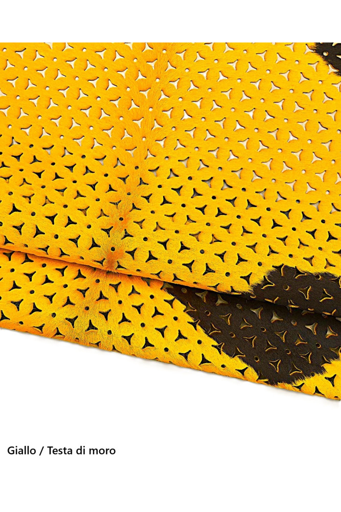 Pelle cavallino TRAFORATO stampa...