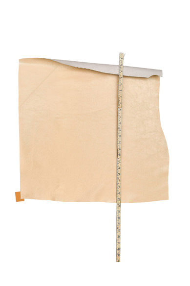 Pelle VERNICE beige, vitello verniciato effetto STROPICCIATO, pellame lucido morbido 1.1 - 1.2 mm