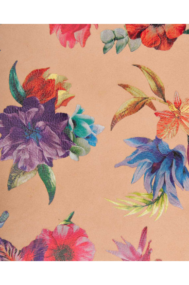 Pelle stampa FLOREALE MULTICOLOR su base camoscio rosa carne, pellame capra motivo a fiori morbida