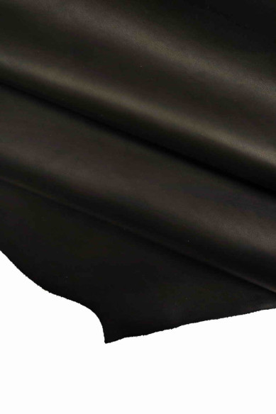 Pellame vitello nero liscio, pelle semi lucida morbida, setosa ideale per artigiani, 1.0 - 1.1 mm