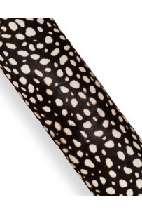 SPOTTED hair on leather... 2