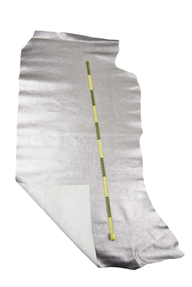 Pelle LAMINATA argento con GRANA...