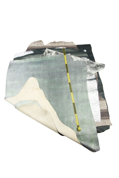 Lotto di 5 pelli grigio acciaio, assortimento di pellami di vitello morbidi metallizzati come da foto, per artigianato