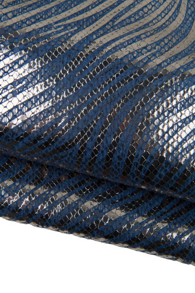 Pelle stampa ZEBRA, pellame metallizzato pitonato blu acciaio disegno animalier, vitello LAMINATO morbido